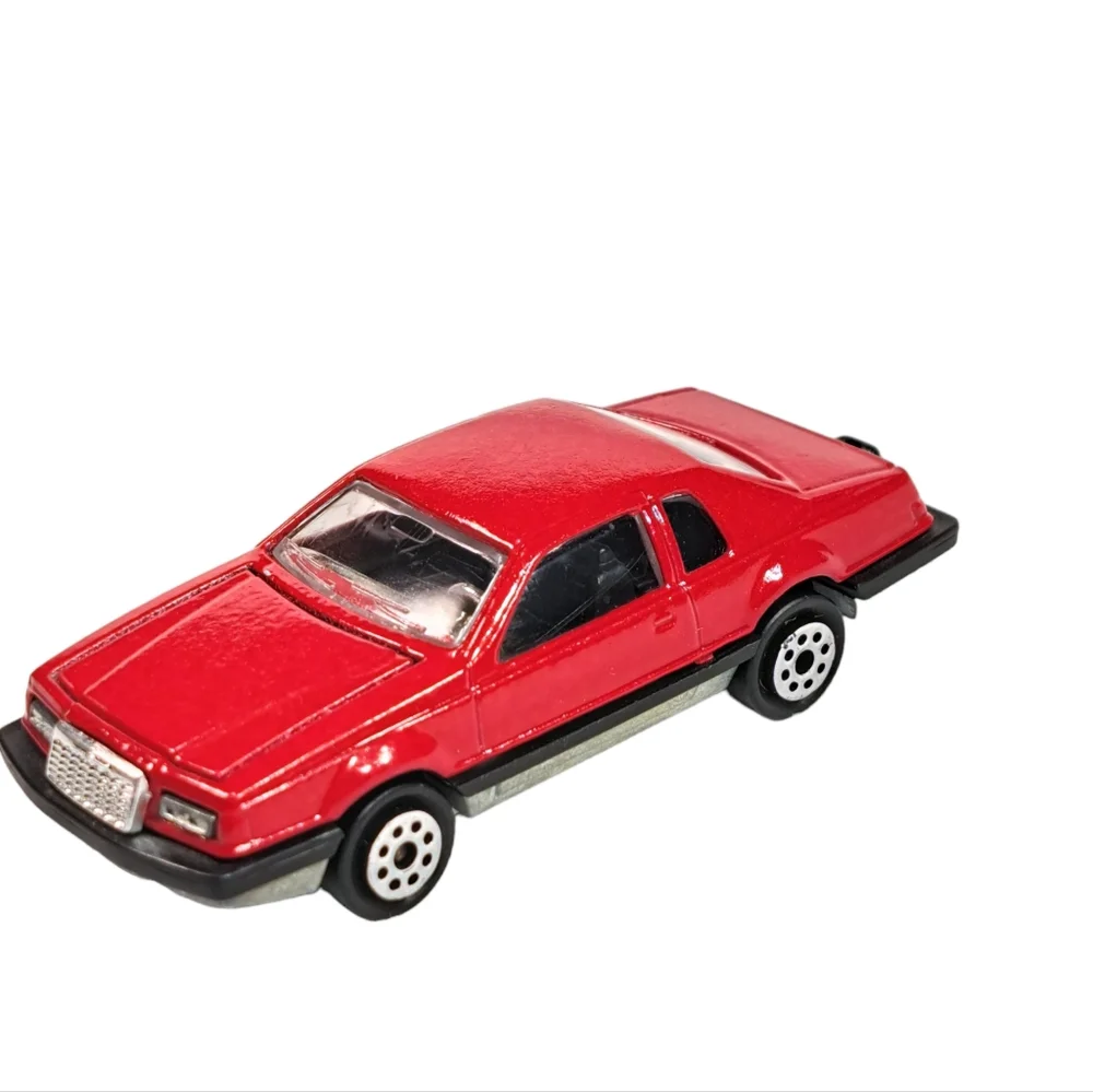 Vinatge 1/67 Majorette Red Ford‎ Thunderbird # 217